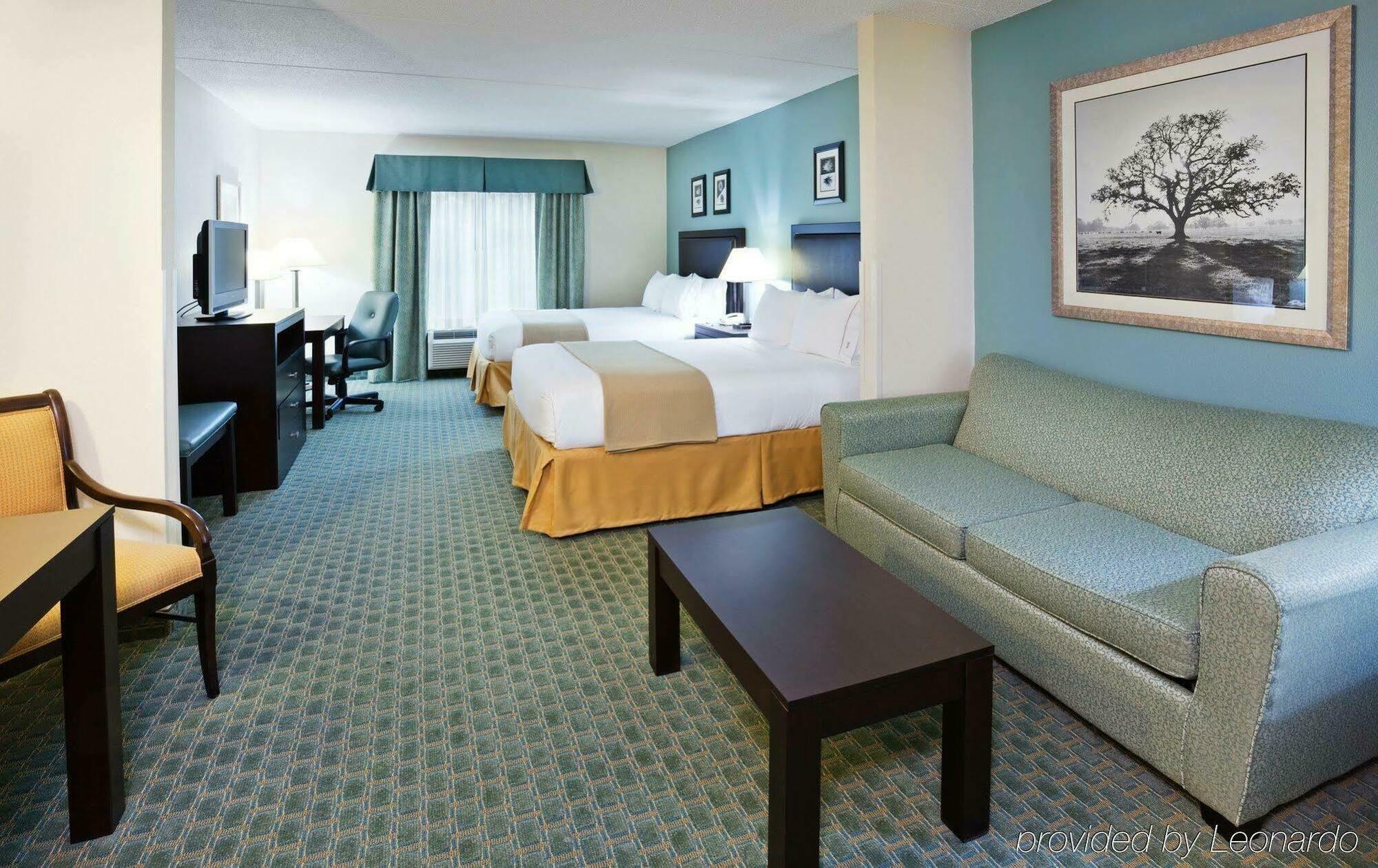 Express & Lebanon-nashville Area By Ihg Hotel 3*